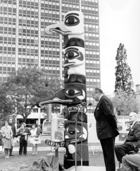 Adelaide Totem Pole, 1970